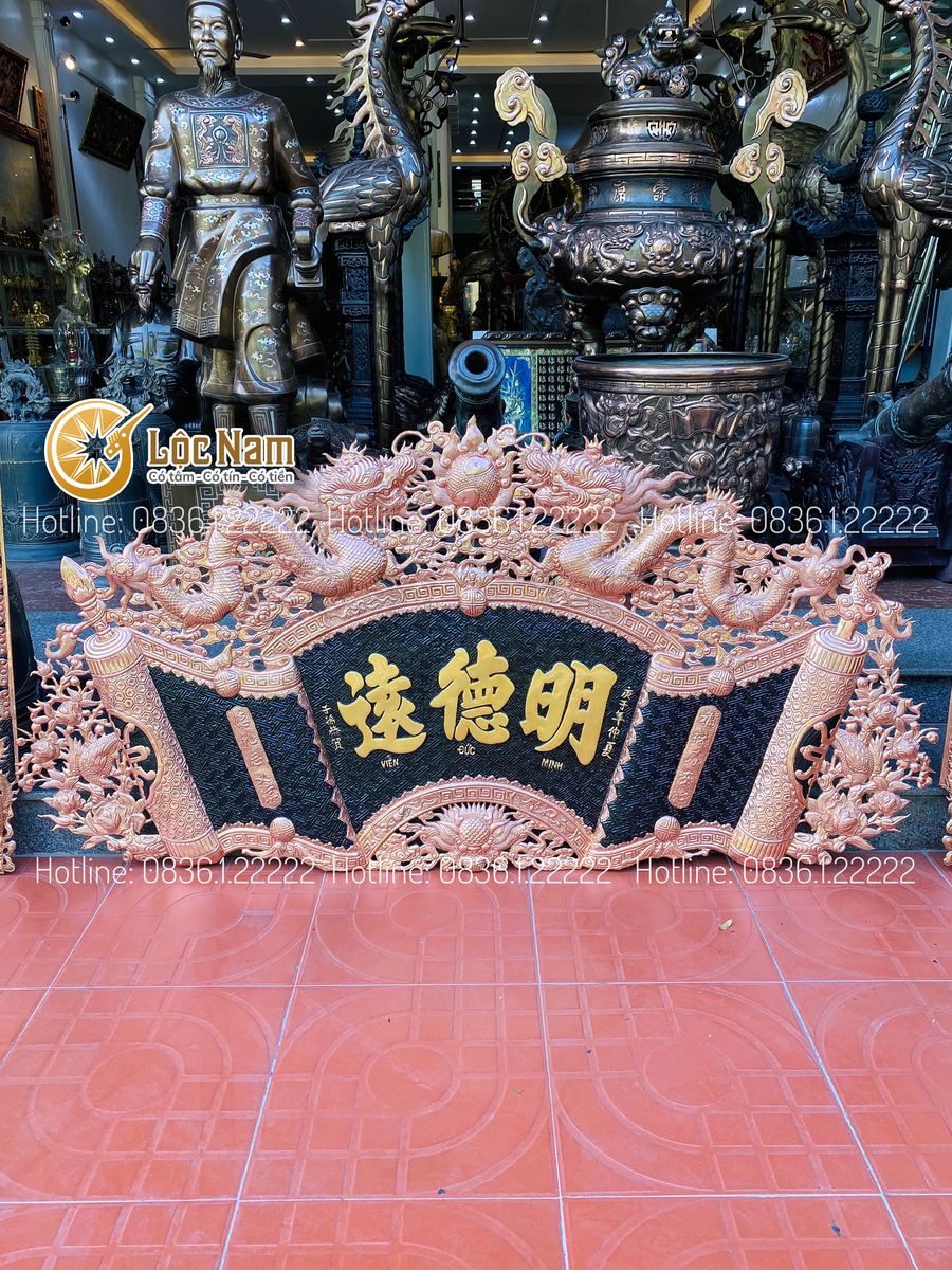 Cuốn thư câu đối bằng đồng đỏ nền đen dát vàng chữ 9999 - kt 1m76