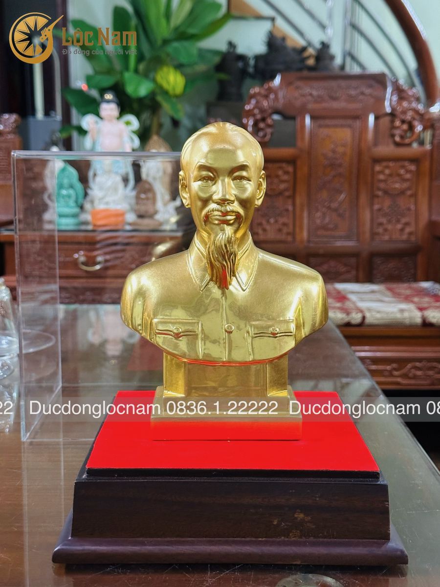 Tượng bác hồ bán thân bằng đồng cao 22cm dát vàng góc chụp 2