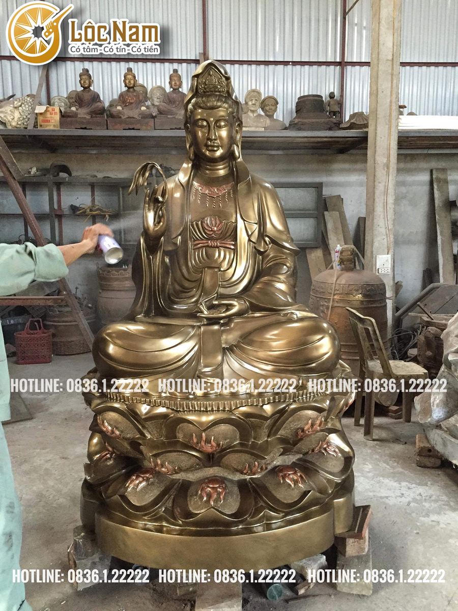 Tượng phật bà quan âm cao bằng đồng cao 1m8 lắp đặt tại chùa góc chụp 1